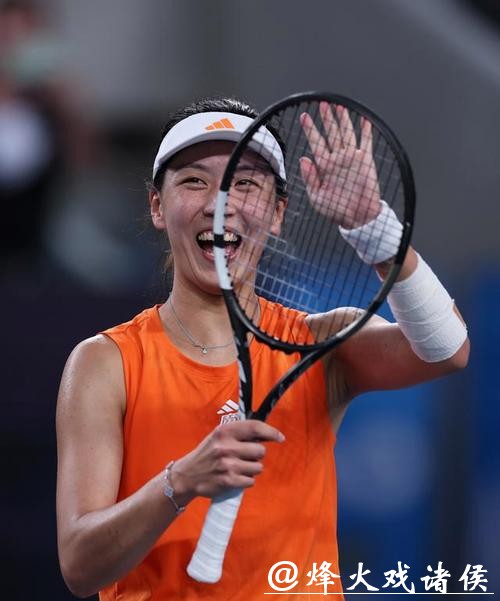 澳网｜手握“死亡签表”却一路连克强敌，王欣瑜在最不擅长的赛场闯入十六强